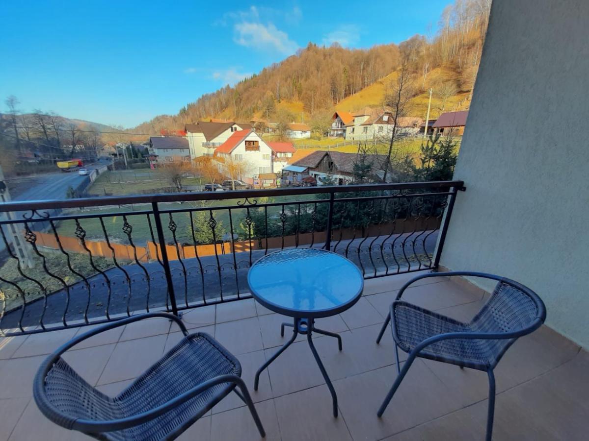 Pensiunea Montan Din Bran,Sat Simon Spa Indoor Bran  Exteriér fotografie