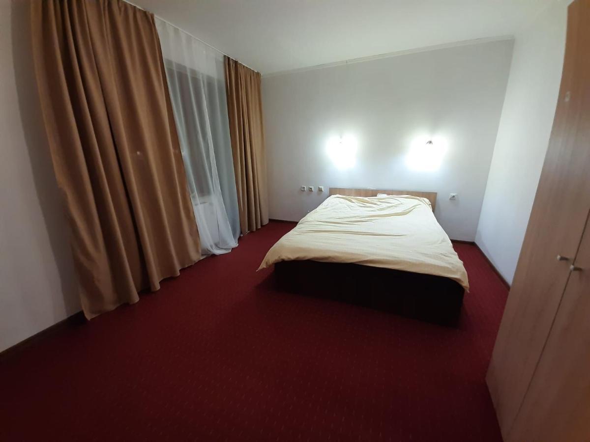 Pensiunea Montan Din Bran,Sat Simon Spa Indoor Bran  Exteriér fotografie