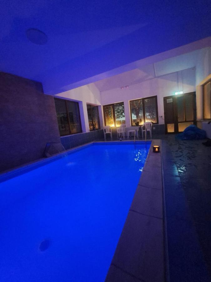 Pensiunea Montan Din Bran,Sat Simon Spa Indoor Bran  Exteriér fotografie