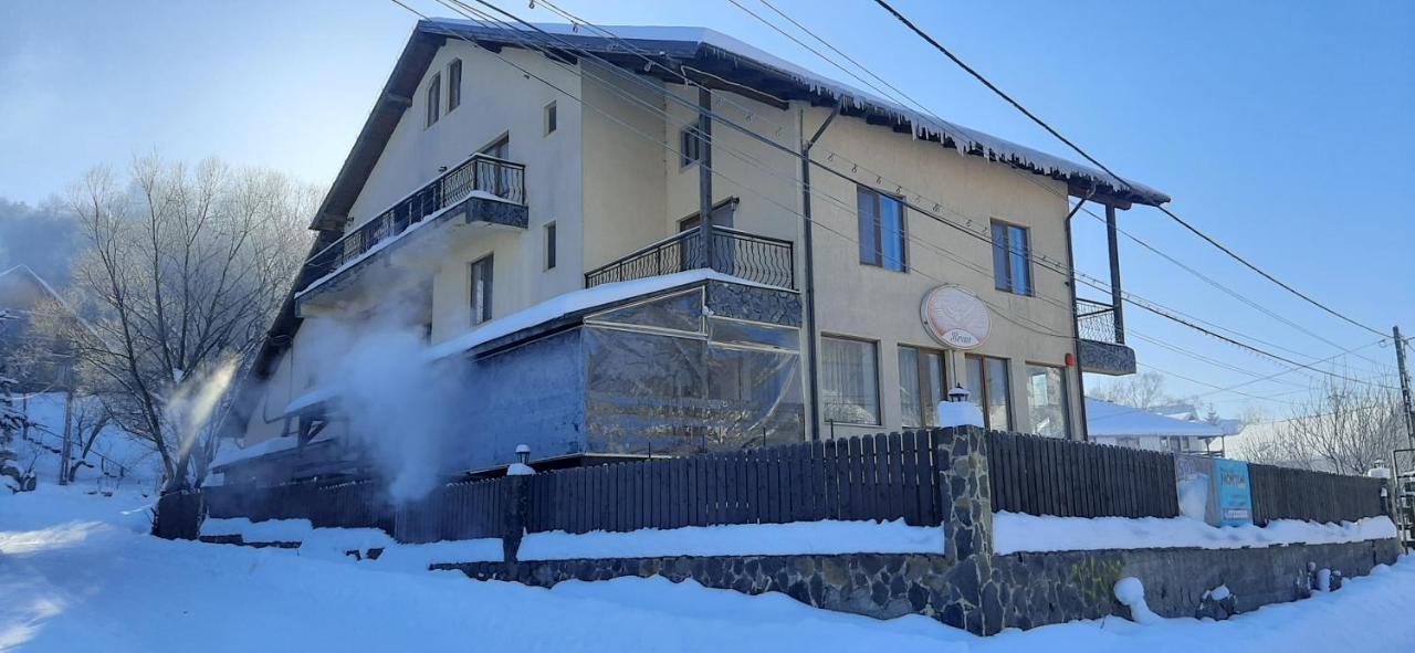 Pensiunea Montan Din Bran,Sat Simon Spa Indoor Bran  Exteriér fotografie